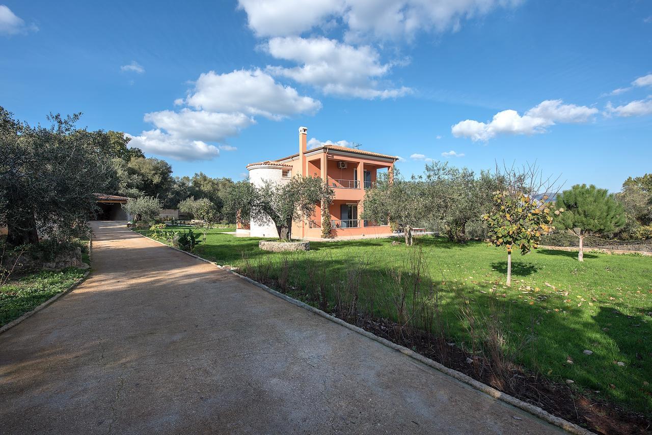 Girasole Villa Limni  Luaran gambar