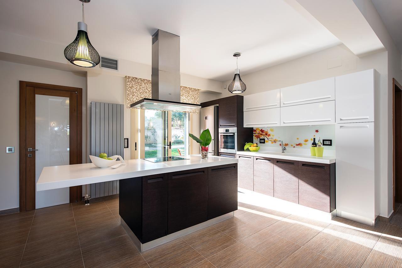 Girasole Villa Limni  Luaran gambar