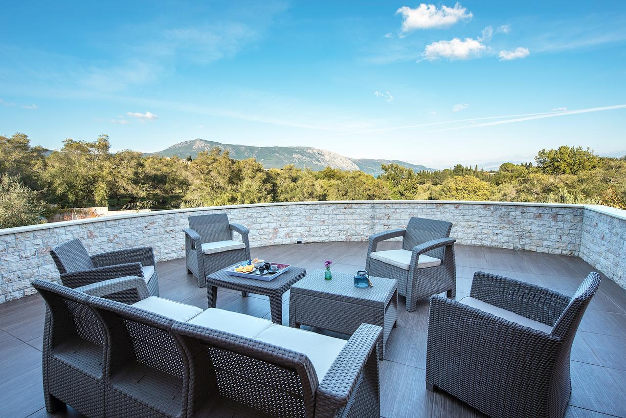 Girasole Villa Limni  Luaran gambar