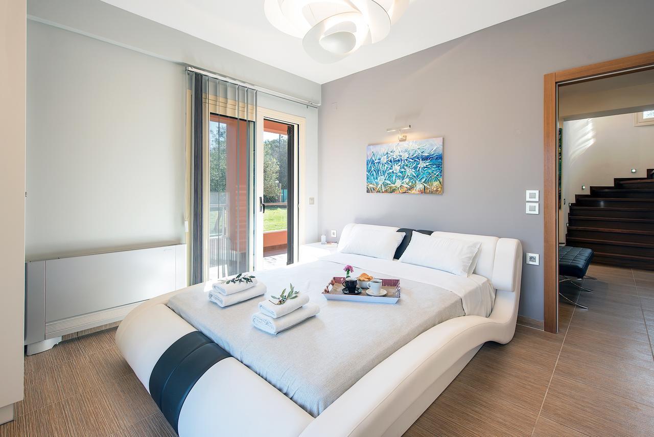 Girasole Villa Limni  Luaran gambar